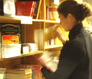Teacher shops Shadow shelves